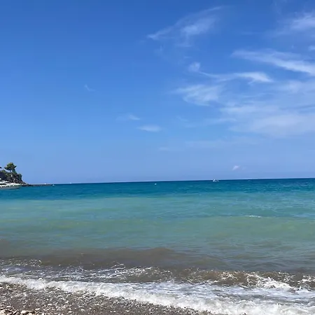Acquasantabeach Apartman Palermo